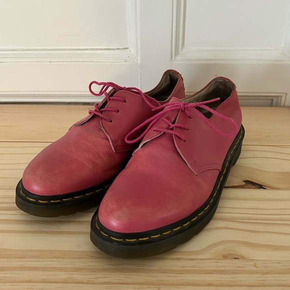 Dr Martens bubblegum pink shoes 🫧🎀 - Picture 2 of 4